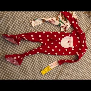 2 Pack 12 Month Christmas Footies Carter’s